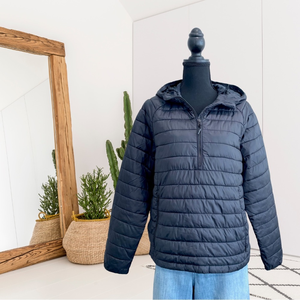 Everlane Women's ReNew Lightweight Half Zip Hooded Puffer Jacket